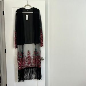 EMBROIDERED KIMONO WITH TASSLES